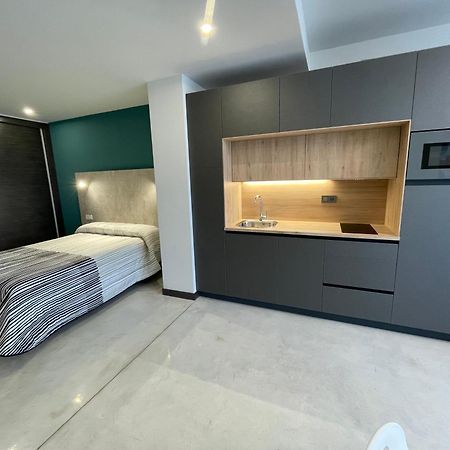 Aljama Burgos Aparthotel Bagian luar foto