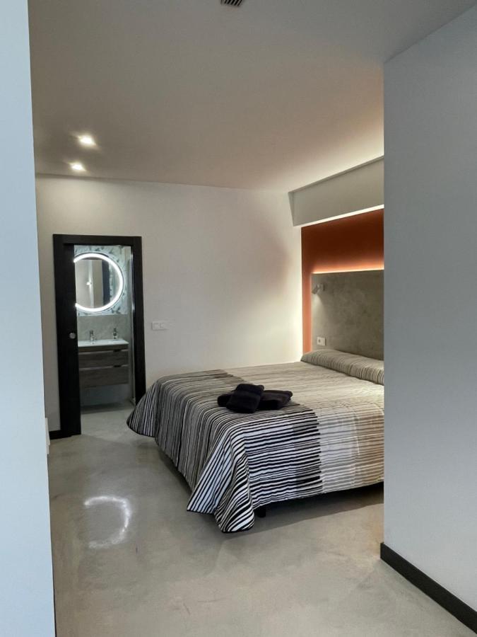 Aljama Burgos Aparthotel Bagian luar foto