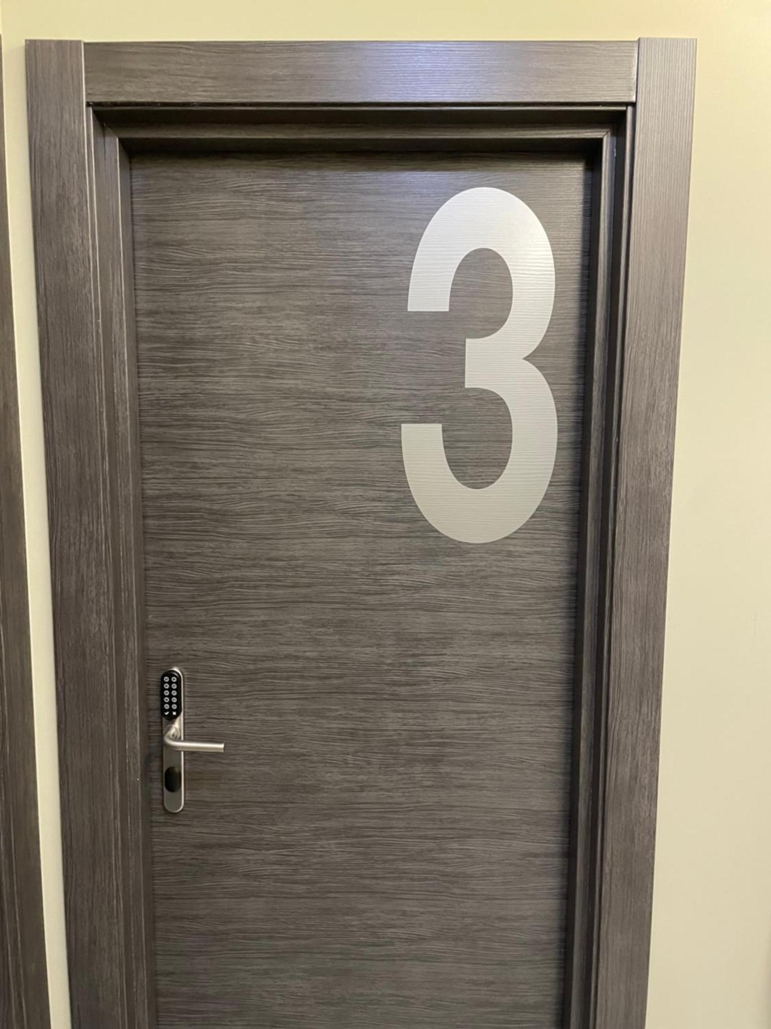 Aljama Burgos Aparthotel Bagian luar foto